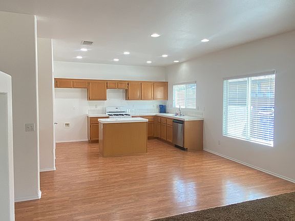 5th image of 13614 Del Cerro St