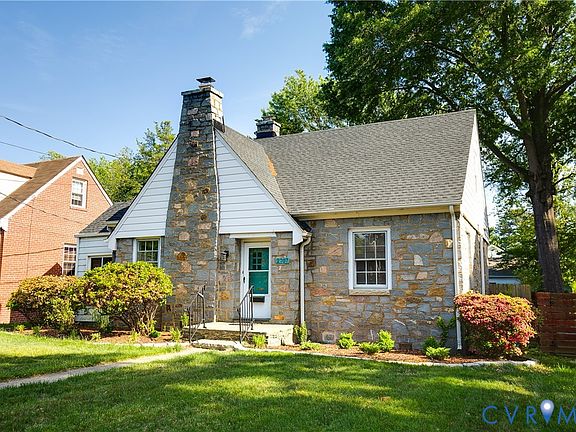 2nd image of 2707 Kenwood Ave