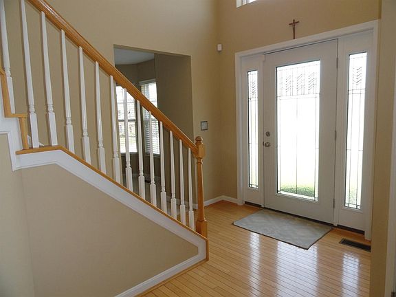 3rd image of 6445 Hughes Glen Ct