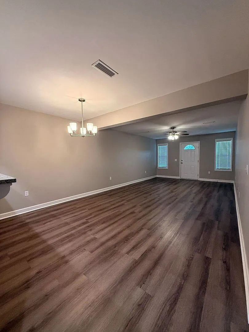 136 Juniper Cove — Photo 2