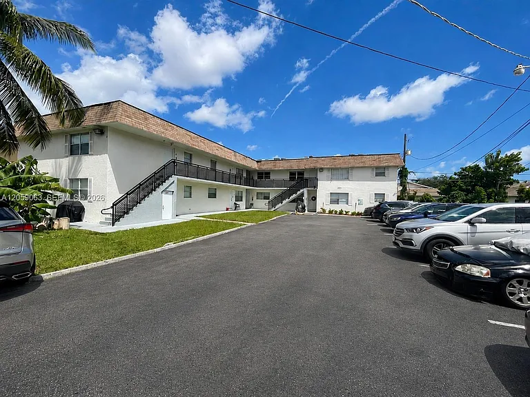 2521 Pierce St #10 — Photo 12
