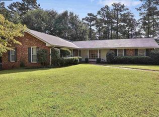 86 Shoal Creek Dr, Sharpsburg, GA 30277