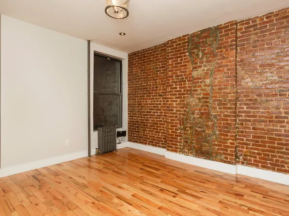 765 Macdonough Street image 1 of 11