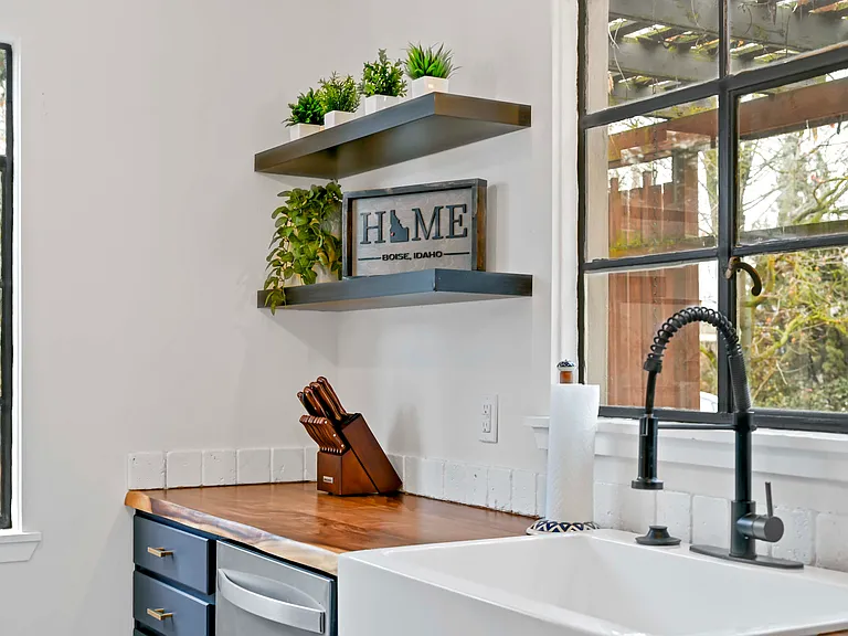 2312 W State St #3 — Photo 11