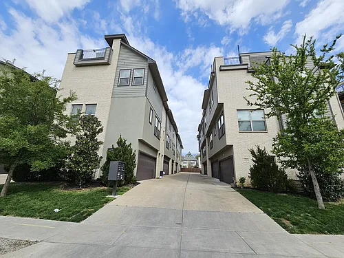 5905 Ross Ave #5 Photo 1