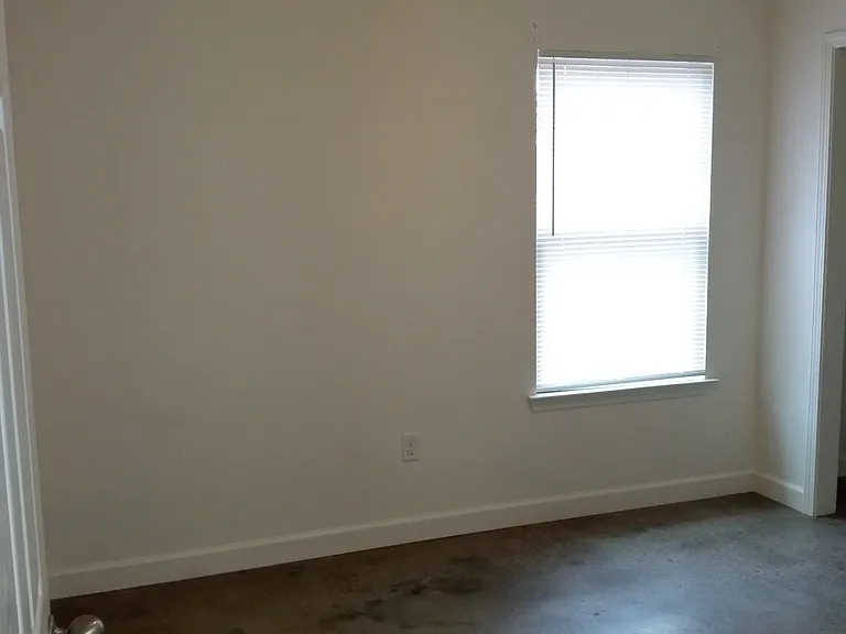 8 Tupelo St #A — Photo 17