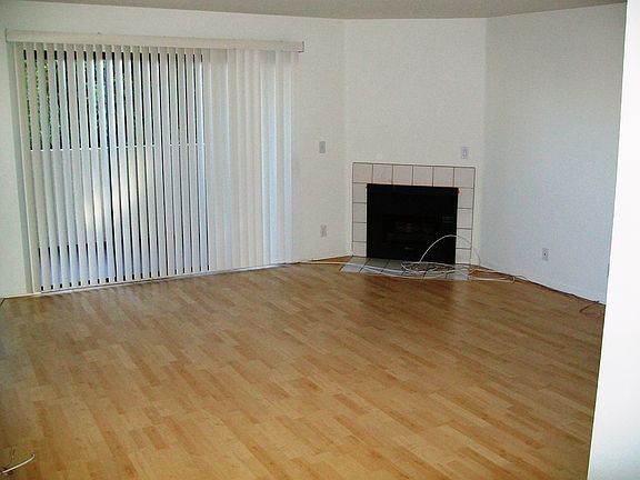 3rd image of 1530 261st St #1