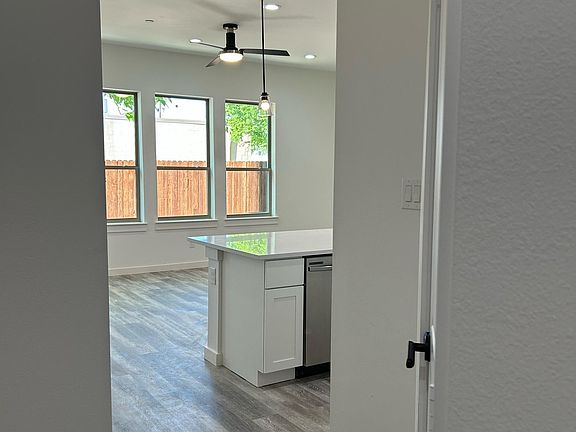 2nd image of 1009 17th St