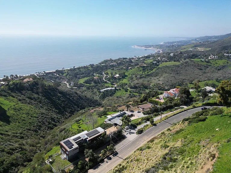 3095 Rambla Pacifico — Photo 23