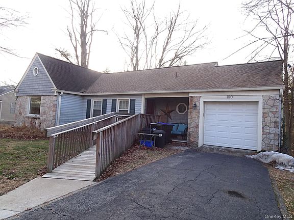 4th image of 100 Beechwood Avenue
