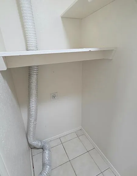 215 Johnson Dr — Photo 12