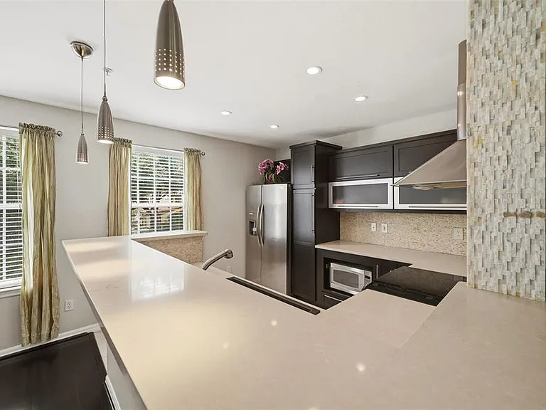 1020 Waterside Dr #1020 — Photo 15