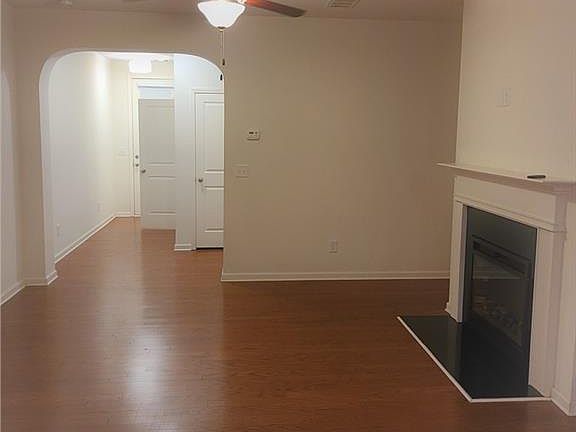 3rd image of 2220 Triple Crown Ln