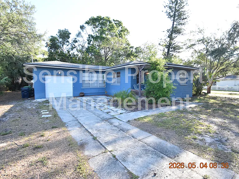 2801 Sanders Dr — Photo 38