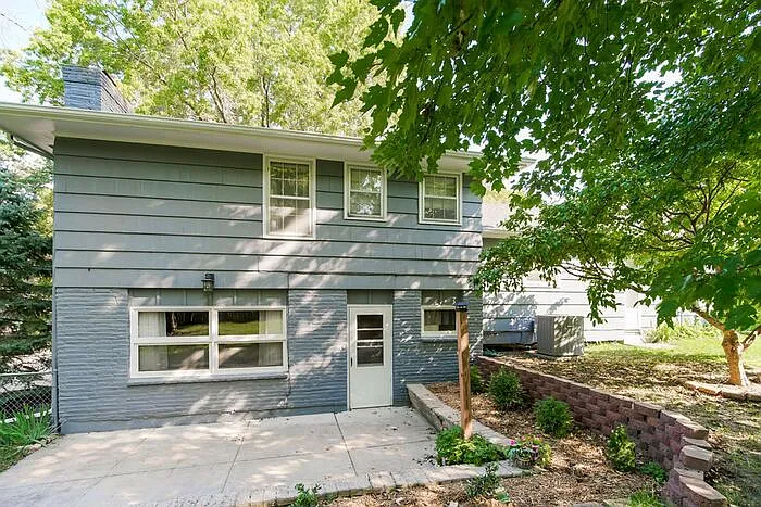 5205 W 79th St — Photo 31