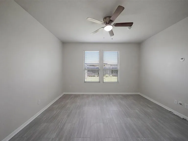 2719 Skyview Long Dr — Photo 15