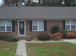 630 Quincy Ct, Graham, NC 27253