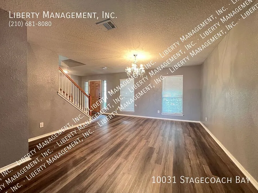 3 Bedroom, 2.5 Bath Home in Wildhorse — Photo 4