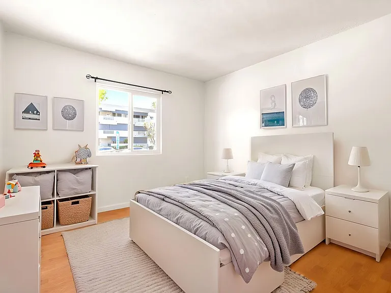 (El/Ti/Yo:B) 5139 White Oak Avenue — Photo 34