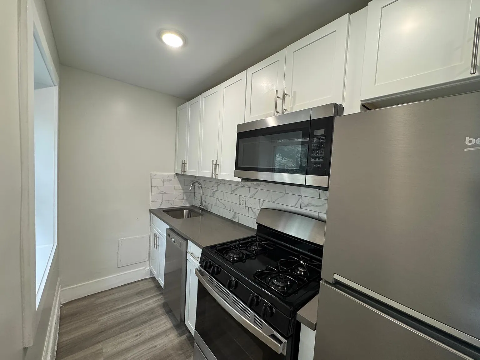 2505 John F. Kennedy Boulevard — Photo 1