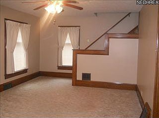 3rd image of 113 Fairview Ave