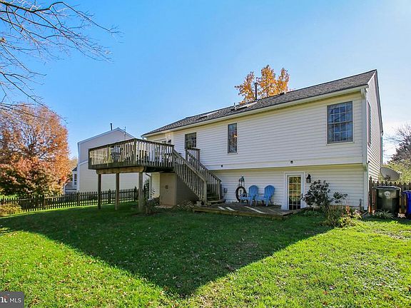 3rd image of 909 Sweet Gum Ct