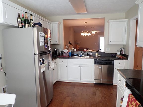 3rd image of 158 Bobwhite Dr