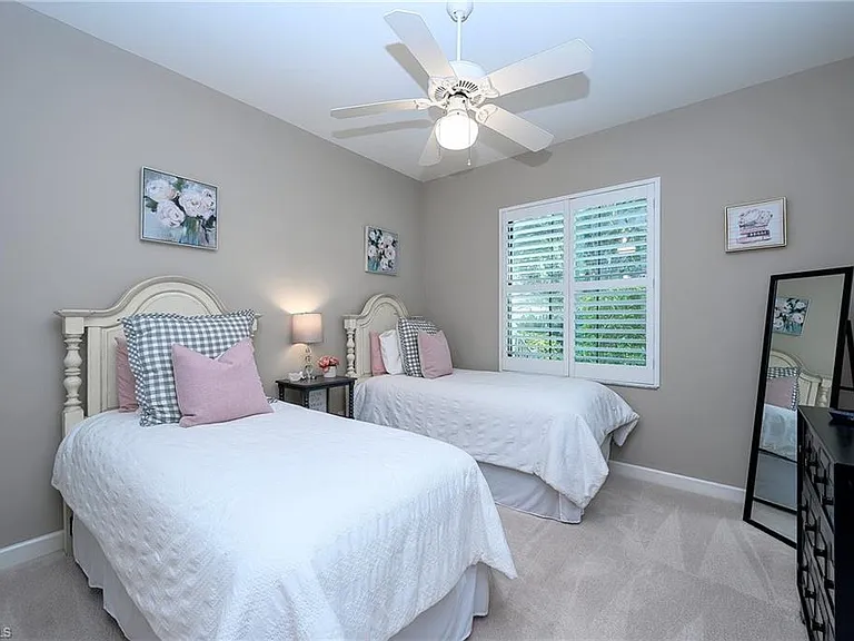 2371 Ravenna Blvd #101 — Photo 18