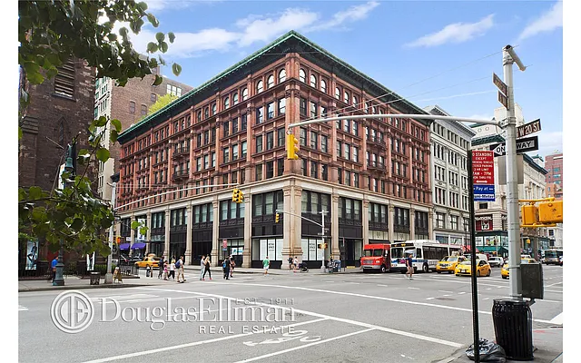 Sold by Douglas Elliman | media 8