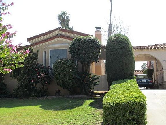 2nd image of 3136 W 75th St
