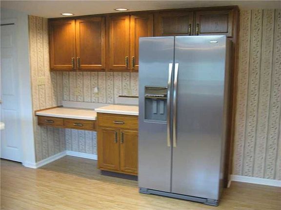5th image of 8317 Hill Gail Dr