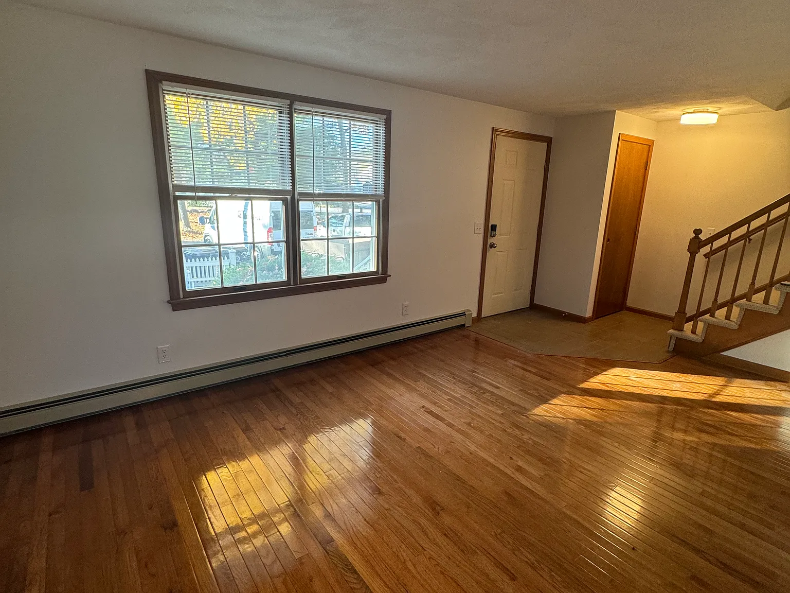 920 Roger Williams Ave — Photo 4