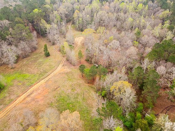 4th image of Garrett Rd N