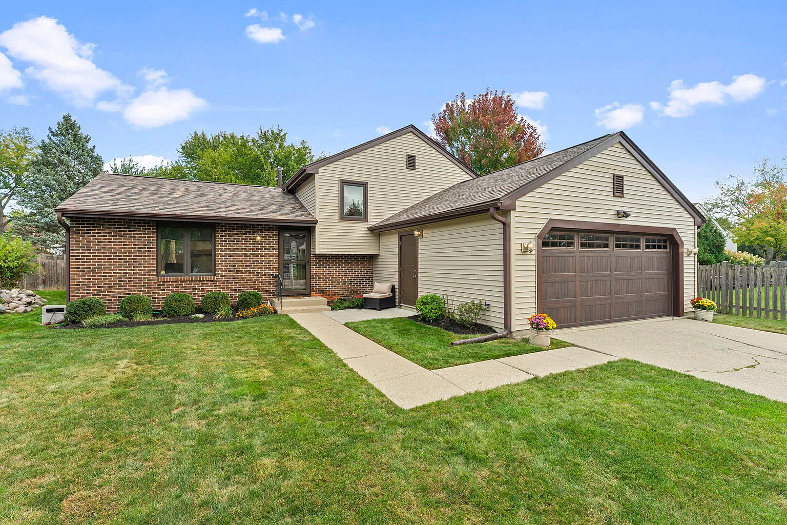 307 Albright Ct photo 1