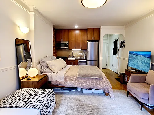 Rented by Ideal Properties Group | media 15