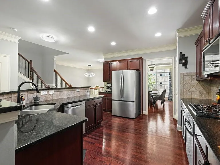 3888 Fairhill Point — Photo 17