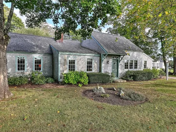 1236 Main Rd, Westport, MA 02790