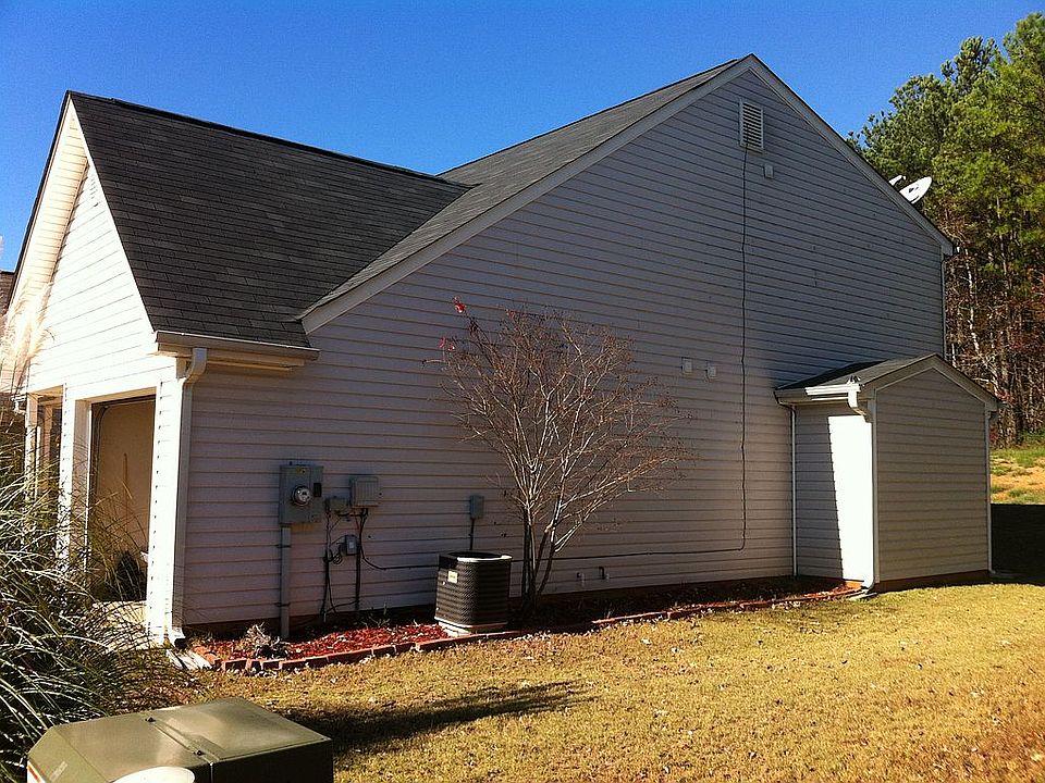 2nd image of 184 Lossie Ln