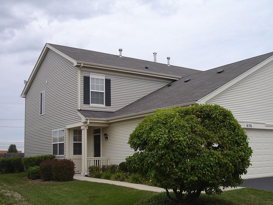 End Unit Townhouse
