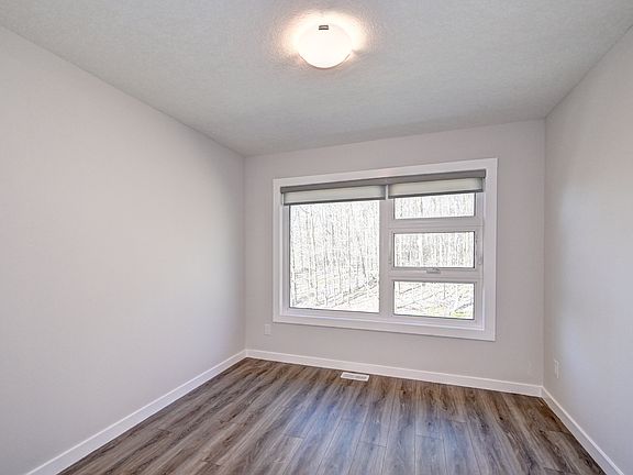3rd image of 118 Gravel Ridge Trl #G11