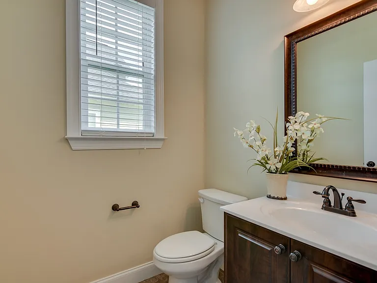 5458 Everlook Cir — Photo 24