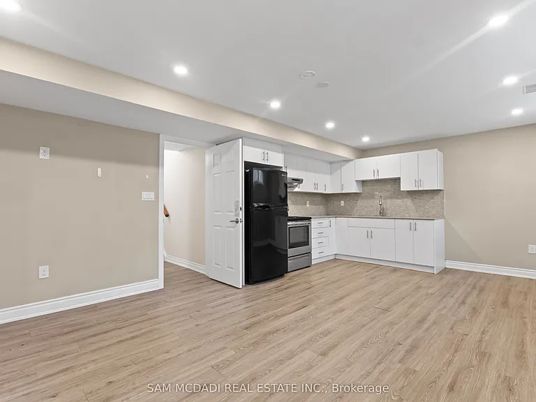 1821 Christopher Rd — Photo 7