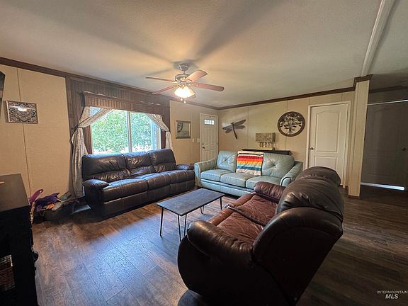 3rd image of 847 N 6th St