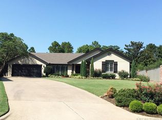1914 Glynnwood Dr, Bartlesville, OK 74006