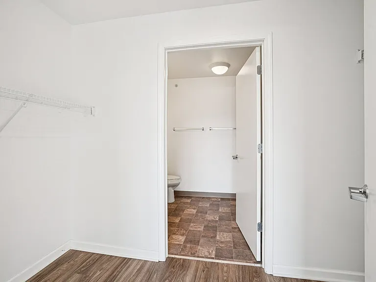Lexington Flats — Photo 25