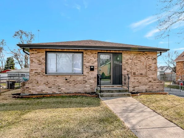 3307 Bernice Rd, Lansing, IL 60438