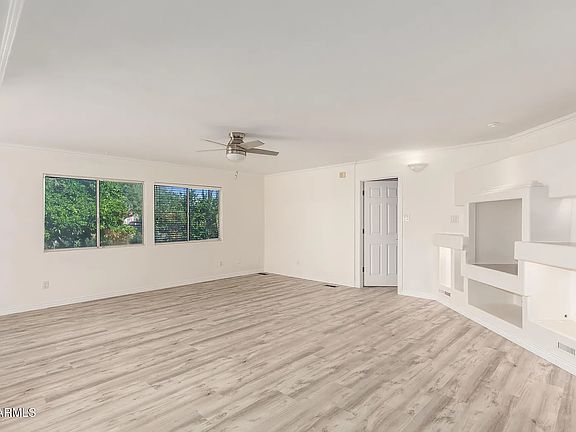 2nd image of 2819 W Louise Dr Unit 2