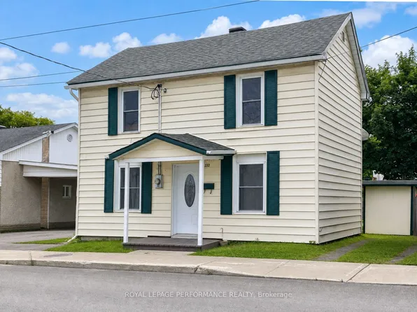 232 Regent St, Hawkesbury, ON K6A 1E9