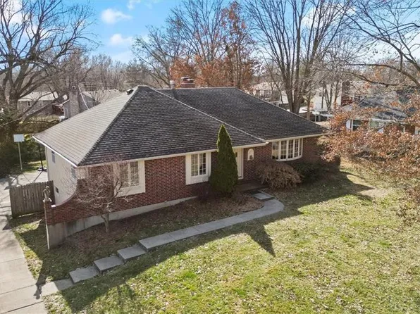 1217 Ann St, Excelsior Springs, MO 64024