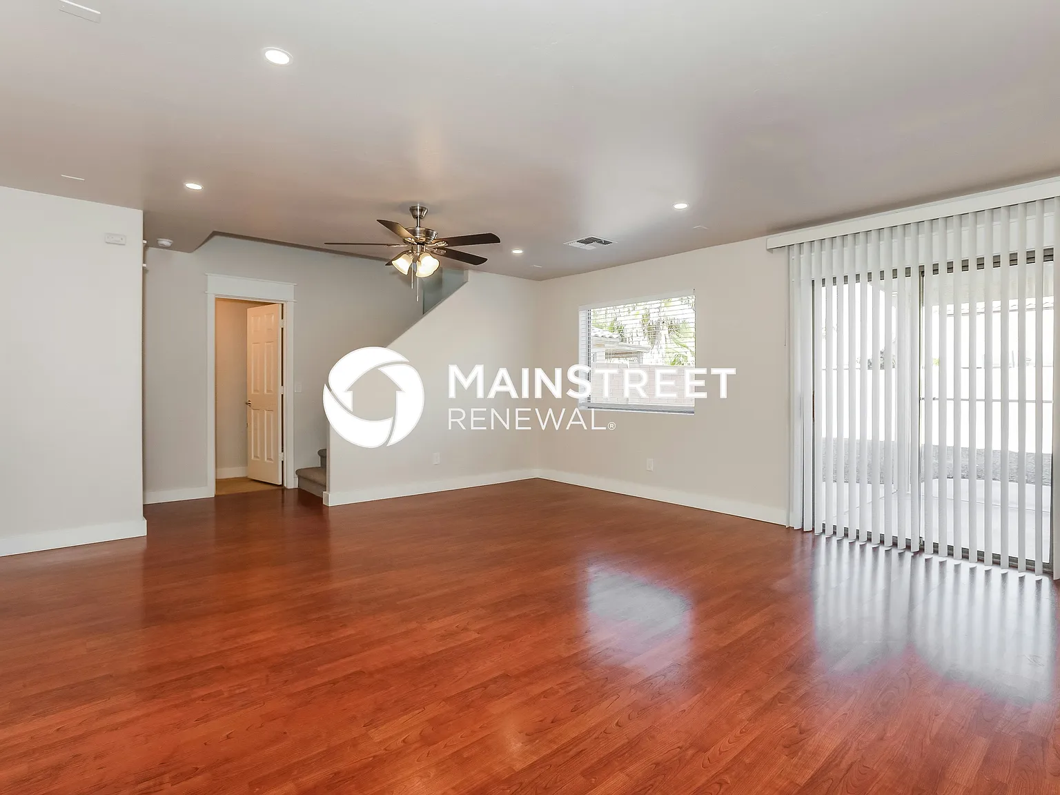 1658 E Anastasia St — Photo 3